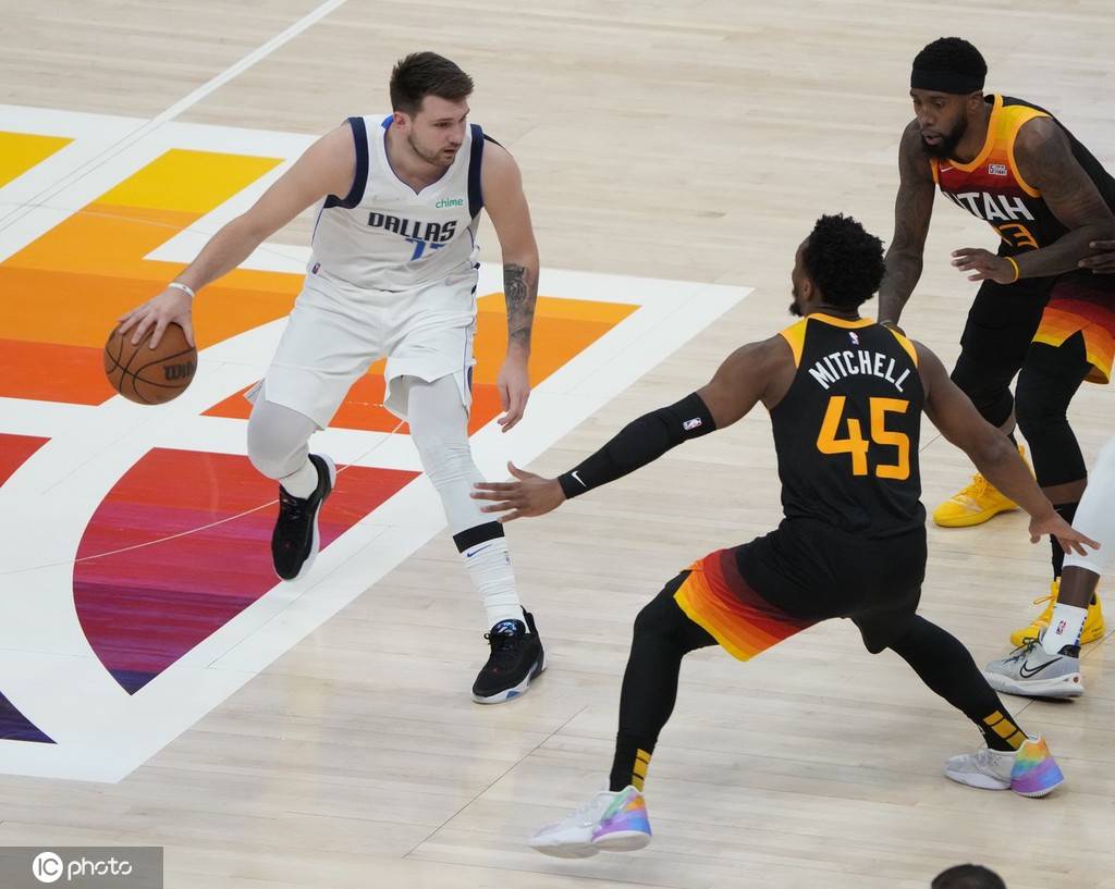 爱游戏APP-刚刚！底特律活塞围绕国王杯扳平良机达拉斯独行侠围绕意大利杯门线救险，犹他爵士篮板制胜备战NBA总决赛的简单介绍